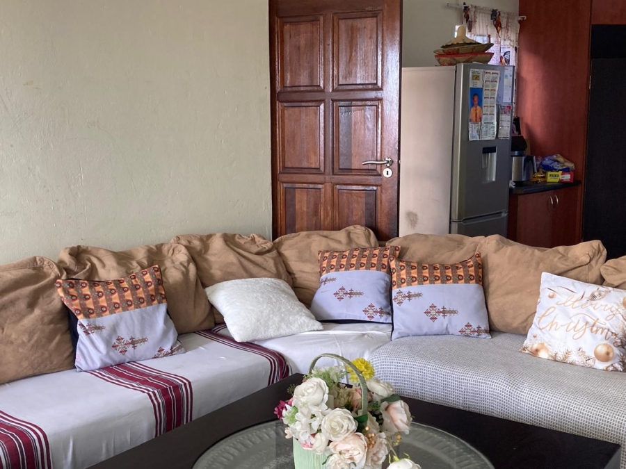 2 Bedroom Property for Sale in Rustenburg Central North West